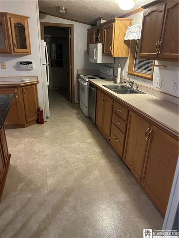 168 E. TERRACE LANE Park, Ellery, NY 14712