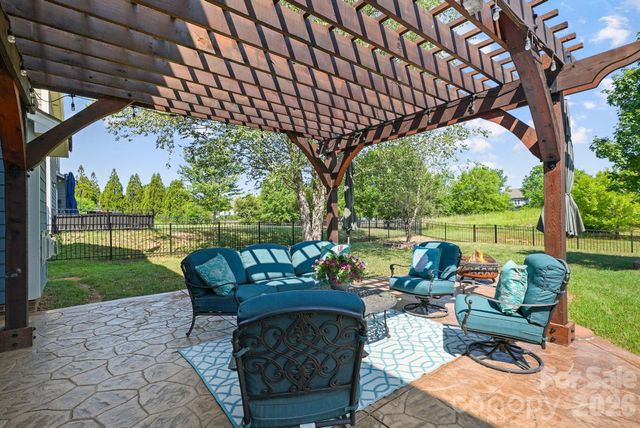 17319 Silas Place Drive, Davidson, NC 28036