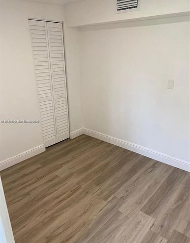 7390 SW 30th Ter 2, Miami, FL 33155