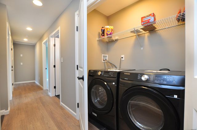 34 West River Road, East Windsor, CT 06088