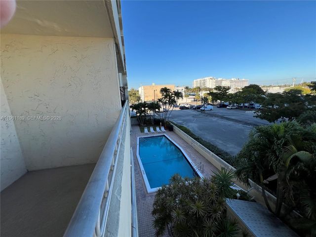 900 NE 18th Ave 306, Fort Lauderdale, FL 33304