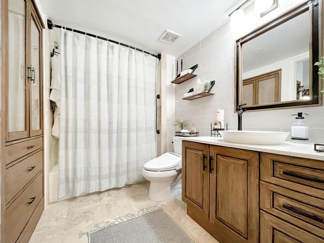 99 SE Mizner Boulevard 714, Boca Raton, FL 33432