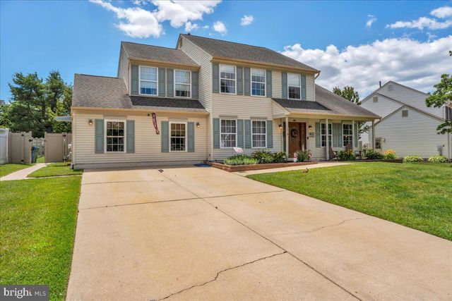 16 E HOLLY AVE, Sewell, NJ 08080