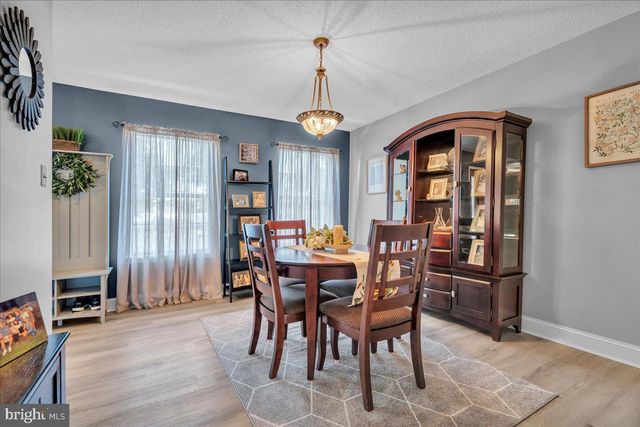 16 E HOLLY AVE, Sewell, NJ 08080