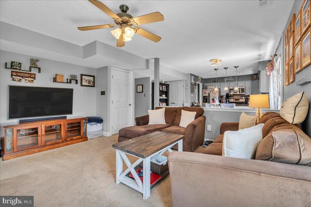 16 E HOLLY AVE, Sewell, NJ 08080
