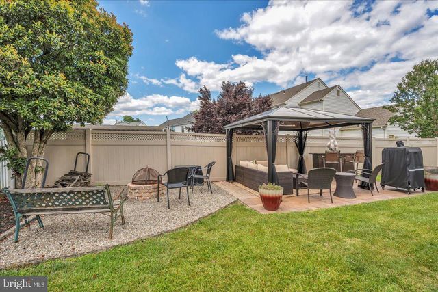16 E HOLLY AVE, Sewell, NJ 08080