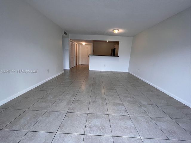 15221 NE 6th Ave A104, Miami, FL 33162