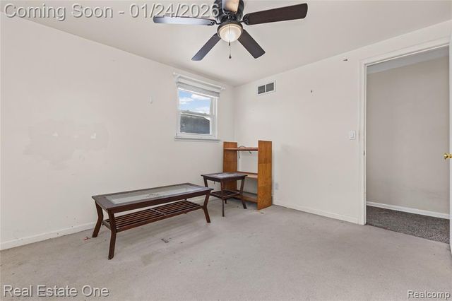 14036 Mayfield Street, Livonia, MI 48154