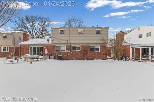 14036 Mayfield Street, Livonia, MI 48154