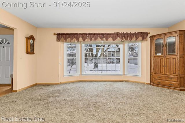 14036 Mayfield Street, Livonia, MI 48154