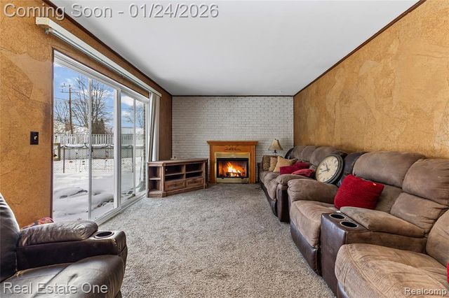 14036 Mayfield Street, Livonia, MI 48154