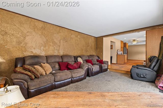 14036 Mayfield Street, Livonia, MI 48154