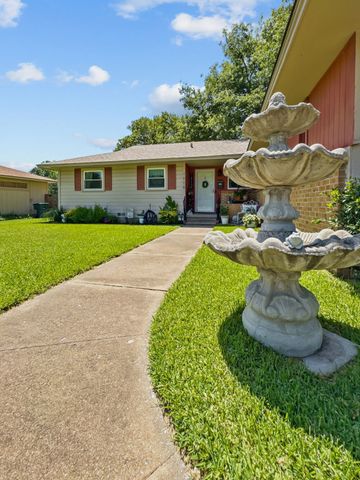 1518 N Ricketts Street, Sherman, TX 75092