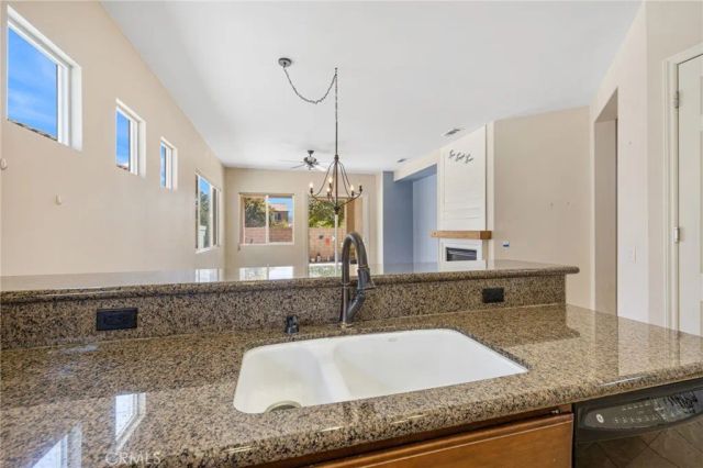 5687 Corte Benisa, Hemet, CA 92545