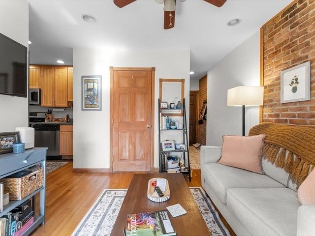 46 Highland Ave 3B, Somerville, MA 02143