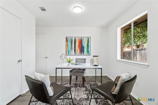 800 Saunders Drive, Round Rock, TX 78664