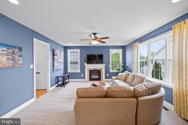 553 ROYAL AVE, Havertown, PA 19083