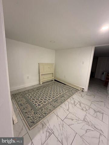 645 W CAMBRIA STREET, Philadelphia, PA 19133