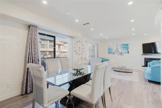 10128 Hillhaven Avenue 101, Tujunga, CA 91042