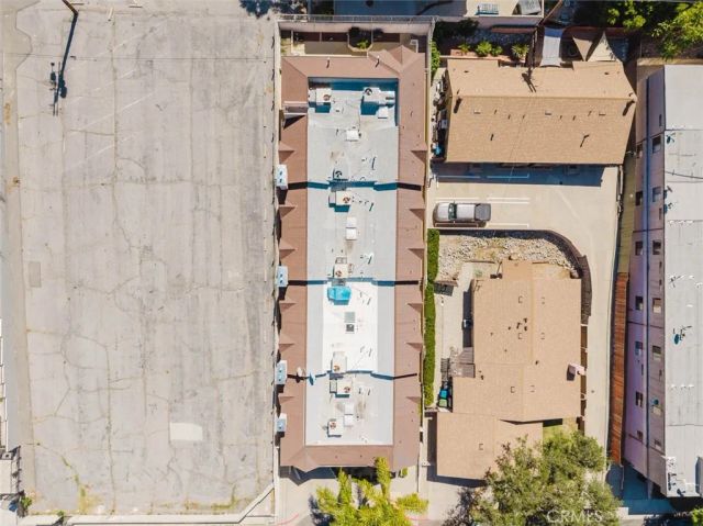 10128 Hillhaven Avenue 101, Tujunga, CA 91042