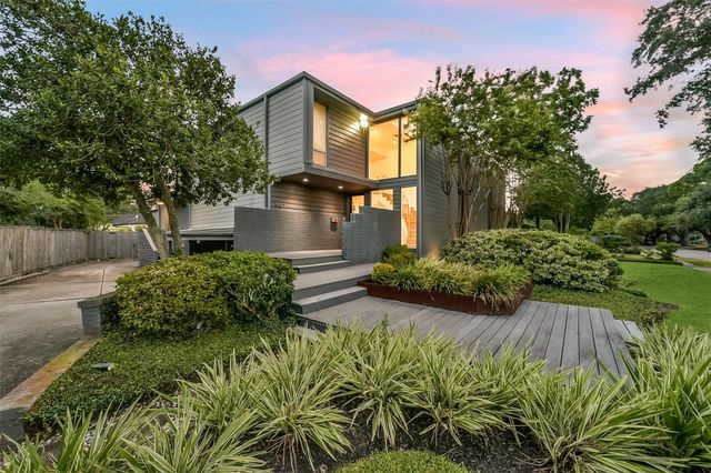 5107 Contour Place, Houston, TX 77096