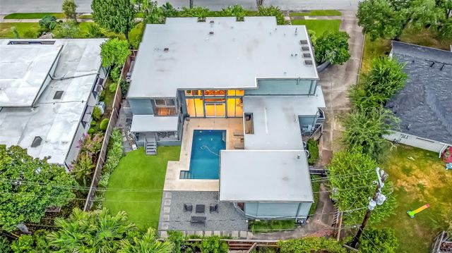 5107 Contour Place, Houston, TX 77096