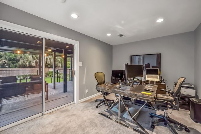 5107 Contour Place, Houston, TX 77096