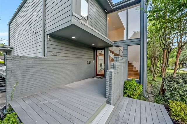 5107 Contour Place, Houston, TX 77096