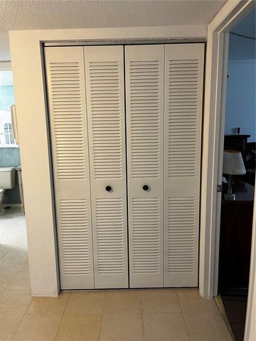 9815 47TH AVENUE N 303, St Petersburg, FL 33708