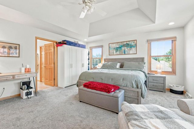 6732 S Yale DRIVE, Franklin, WI 53132