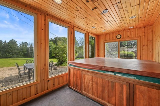 N113W13099 Crestview DRIVE, Germantown, WI 53022