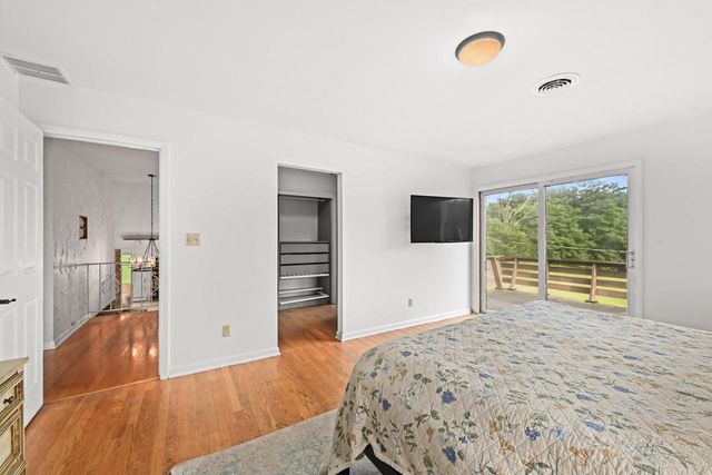 N113W13099 Crestview DRIVE, Germantown, WI 53022