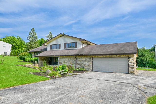 N113W13099 Crestview DRIVE, Germantown, WI 53022