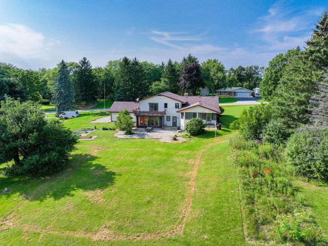 N113W13099 Crestview DRIVE, Germantown, WI 53022