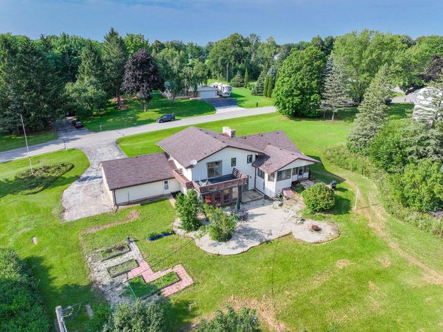 N113W13099 Crestview DRIVE, Germantown, WI 53022
