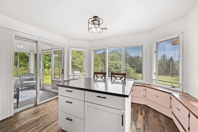 N113W13099 Crestview DRIVE, Germantown, WI 53022