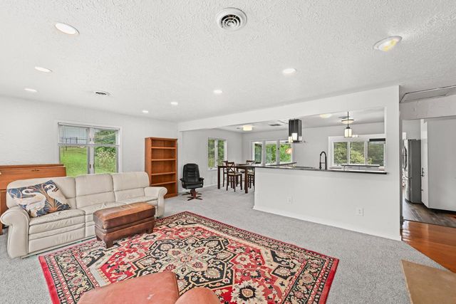 N113W13099 Crestview DRIVE, Germantown, WI 53022