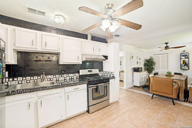 2900 Buxley, San Antonio, TX 78228
