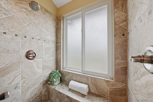 5309 Camino Playa Malaga, San Diego, CA 92124