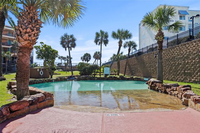 9520 Seawall Boulevard 315, Galveston, TX 77554