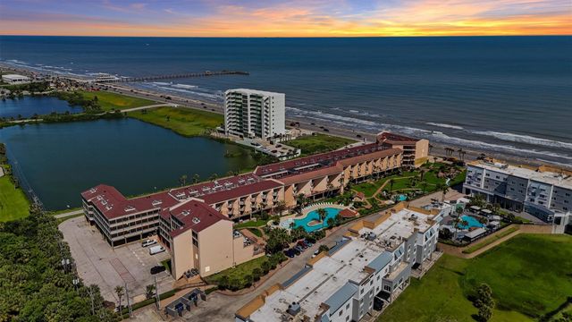 9520 Seawall Boulevard 315, Galveston, TX 77554