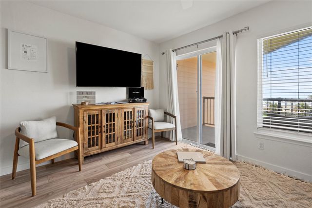 9520 Seawall Boulevard 315, Galveston, TX 77554