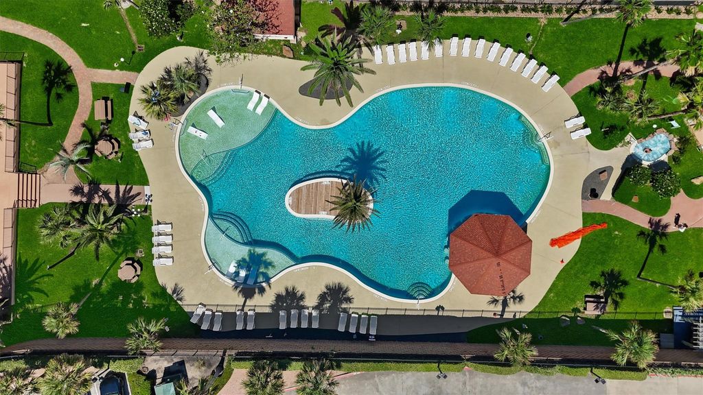 9520 Seawall Boulevard 315, Galveston, TX 77554