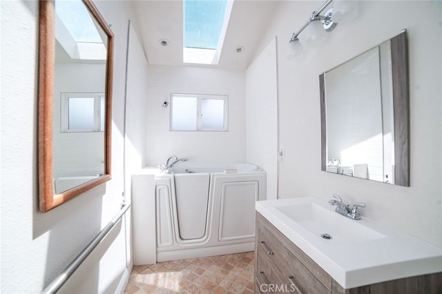 20828 Brighton, Torrance, CA 90501
