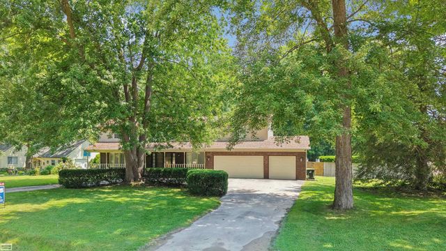 37816 Winkler Street, Harrison Twp, MI 48045