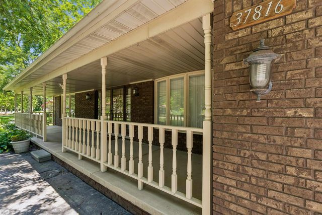 37816 Winkler Street, Harrison Twp, MI 48045