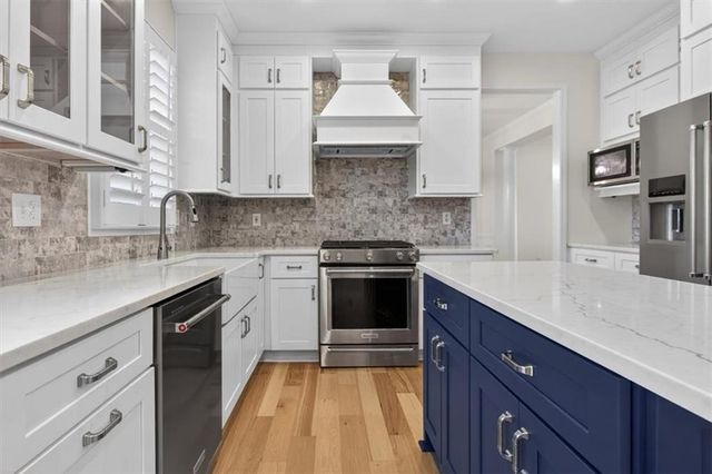 125 Diamond Ridge Avenue, Canton, GA 30114