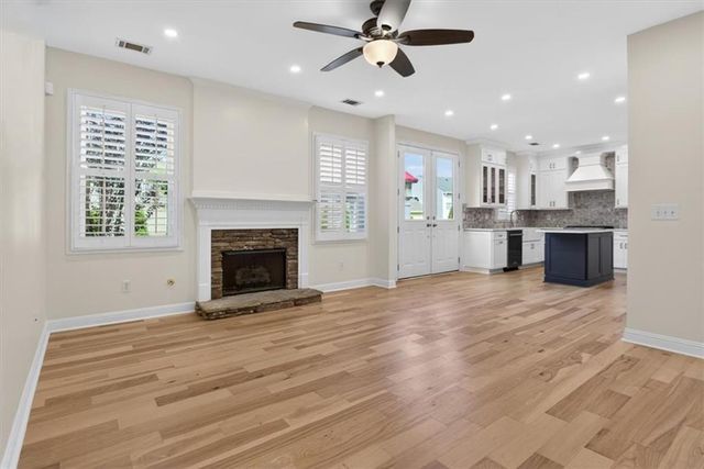125 Diamond Ridge Avenue, Canton, GA 30114