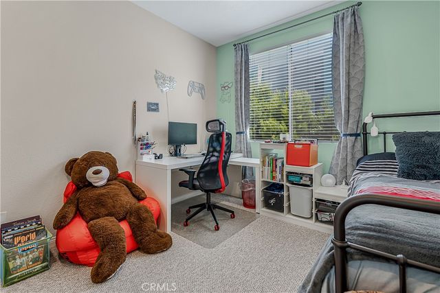 16940 Chatsworth Street 211, Granada Hills, CA 91344