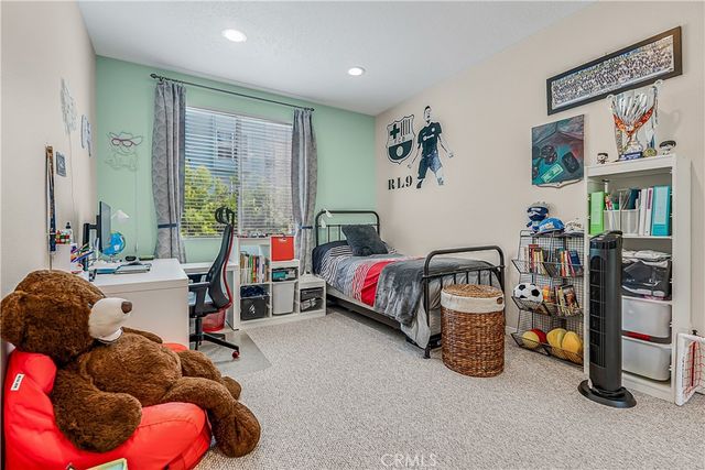 16940 Chatsworth Street 211, Granada Hills, CA 91344